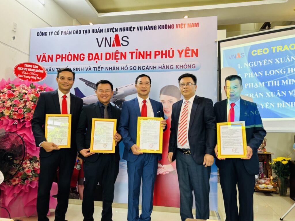 TƯNG BỪNG KHAI TRƯƠNG VĂN PHÒNG ĐẠI DIỆN TẠI PHÚ YÊN